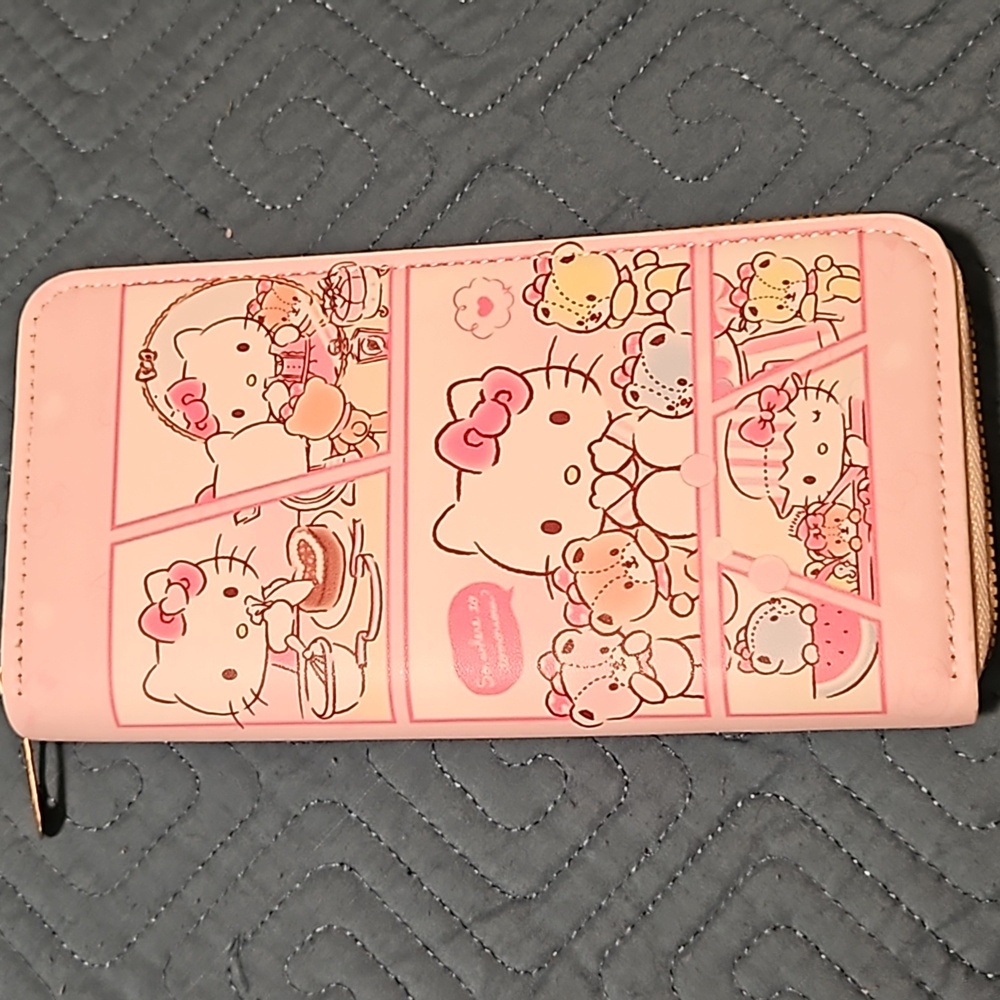 Hello kitty 😺 wallet